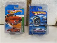 Hot Wheels 41 Willys (2011) & 1970 Plymouth