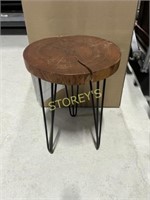 15" Round Plant Stand / Side Table
