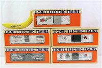 Vtg. Holiday Lionel Model Train Boxcars
