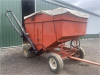 Kilbros gravity wagon w/ Kilbros 15’ poly auger Ap