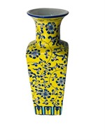 QianLong Blue and Yellow Lotus Porcelain Garlic Ve