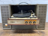 Retro Seabreeze Stereophonic Record Player