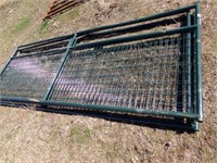 3-12' WIRE FILLED GATE