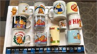 Assorted Garfield cups, glasses and 1 ornament
