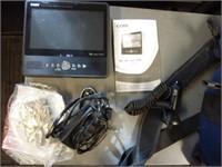 LCD DVD PLAYER WITH CASE