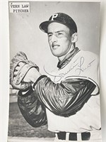 Pittsburgh 
Pirates Vern Law signed photo