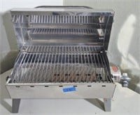 Stainless steel propane tailgate grill