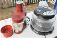 2 small kitchen appliances, juicer & dehydrator