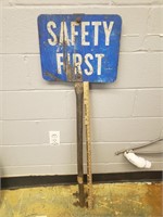 Safety 1st sign