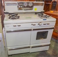 Vintage Caloric gas stove