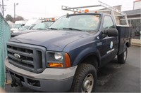 2005 FORD F350 4X4