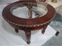 Solid Wood End Table w/Glass Inlay 23x27 Oval,