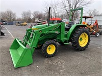 John Deere 870 4X4 Tractor W/ Front End Loader