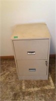 2 drawer file cabinet  18 x 18 x 28 with key