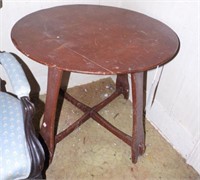 Lot #3027 - Vintage Maple Stretcher base lamp