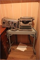Vintage Typewriter & Radio