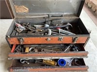 Red craftsman toolbox w/ tools