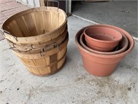 Baskets & flower pots
