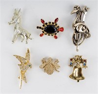Vintage Designer Jewelry Brooches (6)