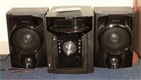 Lot #3615 - Sharp CD-DH-950 home boombox stereo