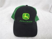 John Deere Snap-back hat