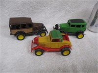 (3) Vintage Plastic Tootsie Toy Cars