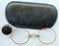 Eye Glasses Spectacles Chain & Case Vintage