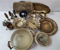 MIXED VINTAGE LOT OF SILVER PLATED ITEMS