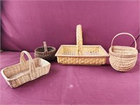 Lot of 4 baskets assorted sizes