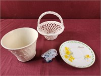 Small white baskets, March teacup and plate,