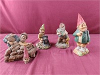 Tom Clark 4 gnomes figures 1 needs repair