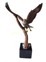 Legends " Aerial Maneuvers" K Cantrell statue