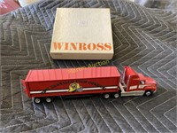 Winross Fire Truck NIB
