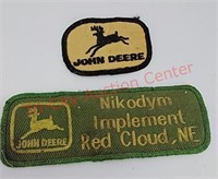2 cloth patches - four leg logo and Red Cloud