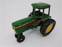 1/32 scale 30 series tractor