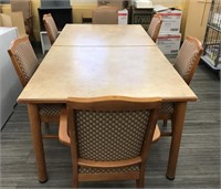 Matching Set of 6 wooden Kitchen Chairs with