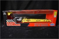 Top Fuel Dragster 1996 PENNZOIL 1:24 Scale Diecast