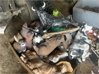 BOX OF MIX GARDEN STATUES / COWS / BULL