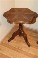 Tilt Top Table With 3 Legs and Pie Crust Edge
