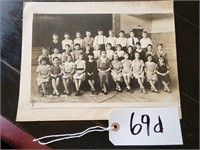 1943-44 Milford Class Photo