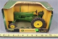 1/16 John Deere 50 Tractor