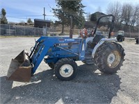 Ford 1920 Tractor w/ Loader- Needs Repairs