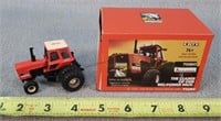 1/64 Allis Chalmers 7080 Tractor