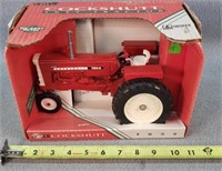 1/16 Cockshutt 1655 Tractor