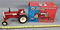 1/16 White Oliver 1655 Tractor