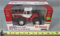1/32 White A4T-1600 Plainsman Tractor
