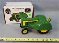 1/16 John Deere 620 Orchard Tractor