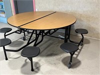 Collasable (8) Seated Round Table Great Shape
