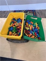 Number And Letter Magnets W/ (2) Pans