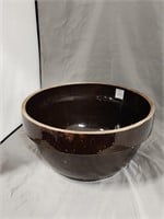 LARGER BROWN POTTERY MIXING BOWL (SOME SURFACE